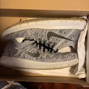 Nike Free Run Flyknit 2017